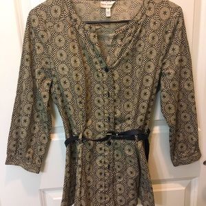 Structured patterned blouse